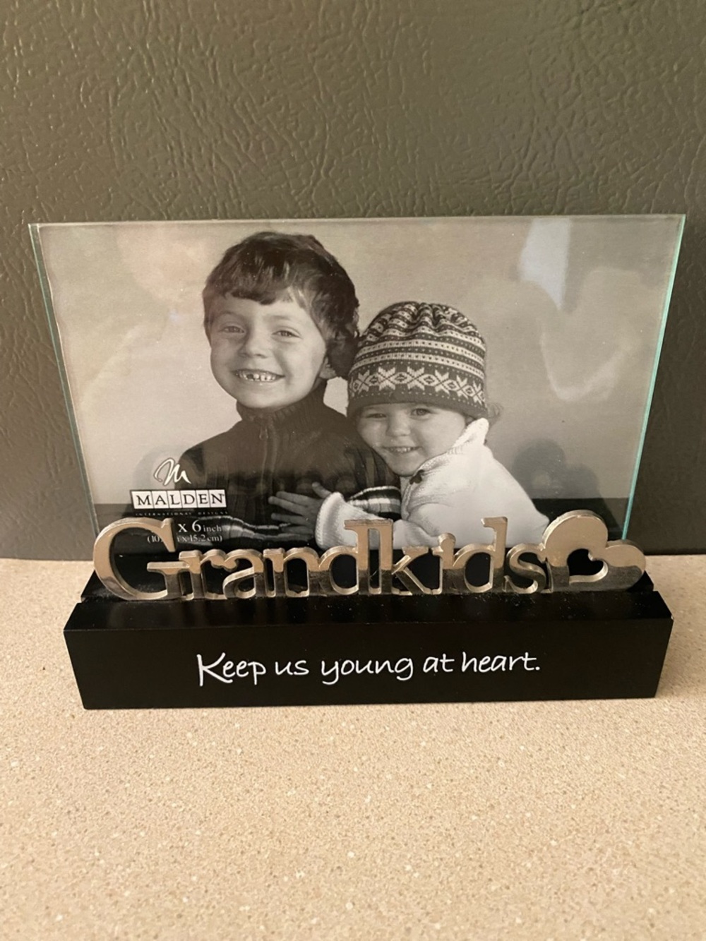 Malden Grandkids Frame in Black and Silver Accents 4x6